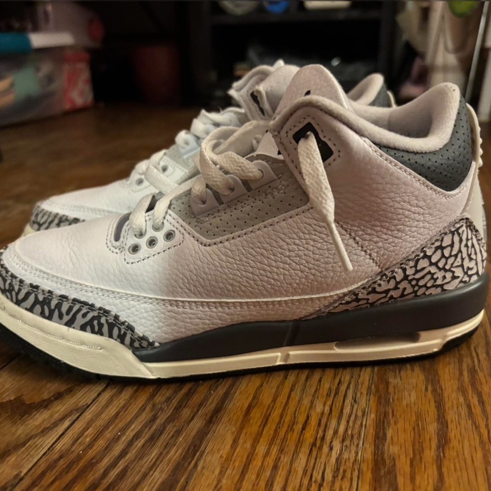 Jordan 3 Retro ‘Hide N’ Seek’ - Picture 2 of 4